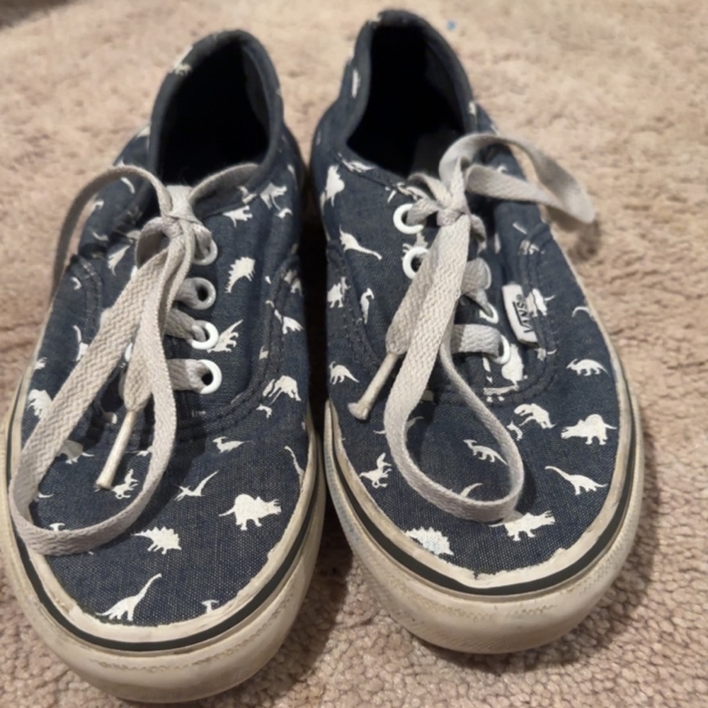 Dino Vans